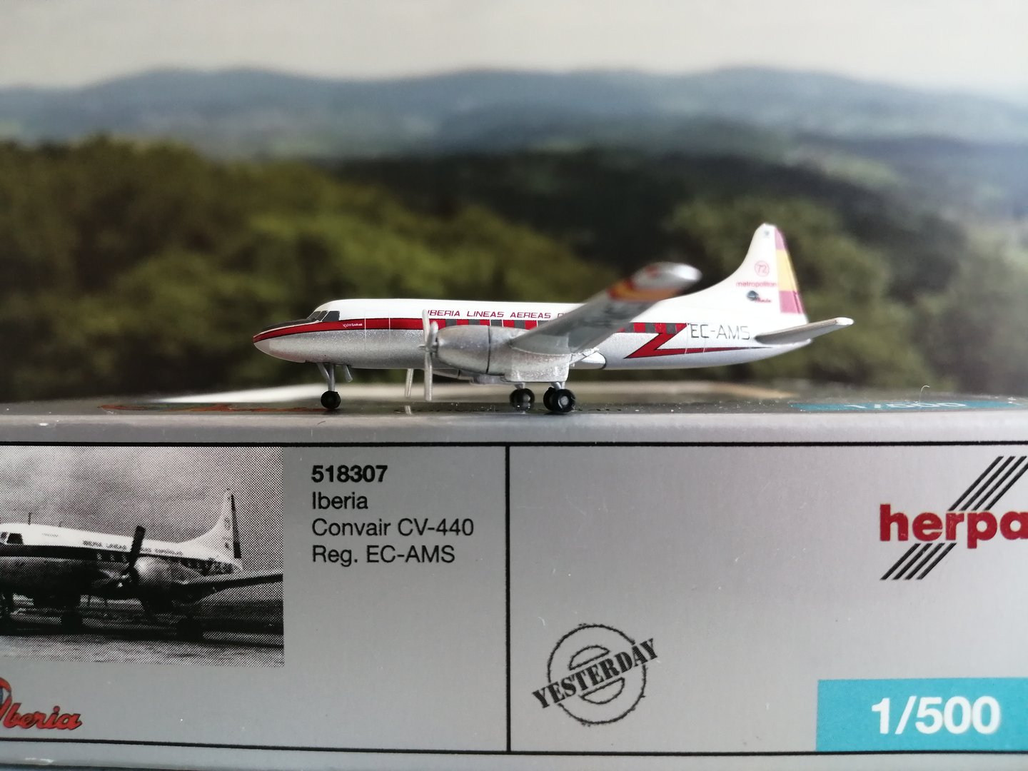 Herpa Wings 1:500 Iberia Convair CV-440 EC-AMS **RARE** 518307