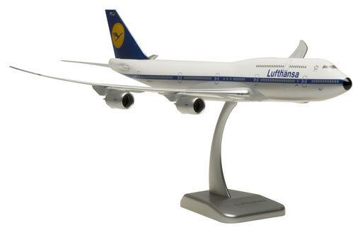 Limox Wings 1:200 Boeing 747-8 Lufthansa "Retro Livery" D-ABYT (with gears and base)